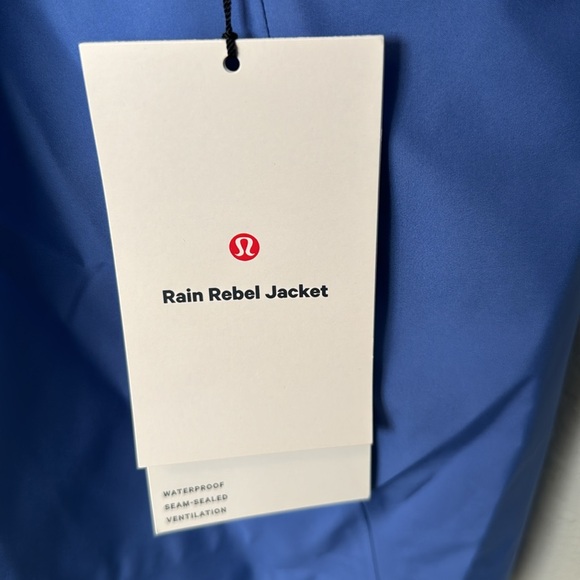 Lululemon Rain Rebel Jacket - Size 14 Wild Indigo - Picture 2 of 5